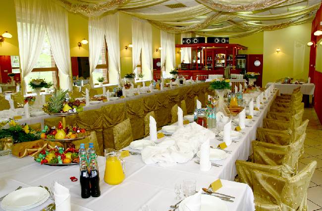 Dobra restauracja w Katowicach, tani catering dla firm, wesele, imprezy okolicznoÅ›ciowe, sale szkoleniowe, bankiety, ÅšlÄ…sk